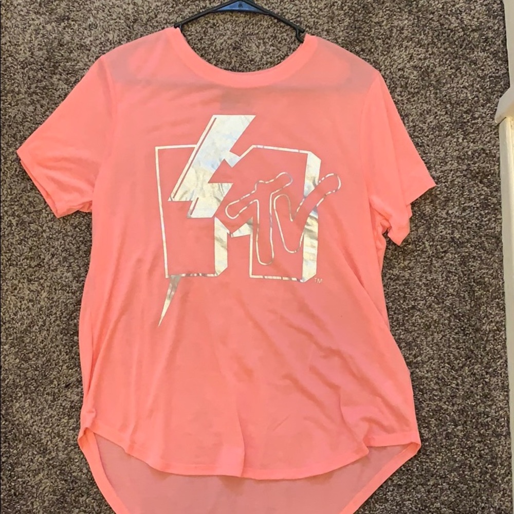 MTV pink tee